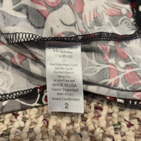 Child's LulaRoe Baseball Style Tee. Size 2 - Picture 5 of 6